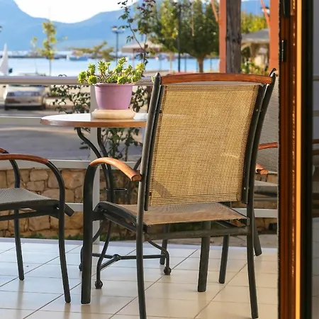 Eleni * Methoni (Messenia)