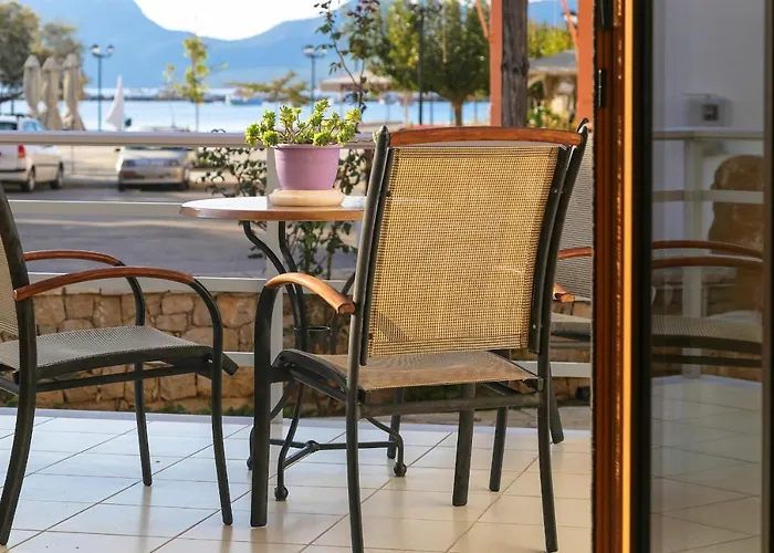 Eleni * Methoni (Messenia)